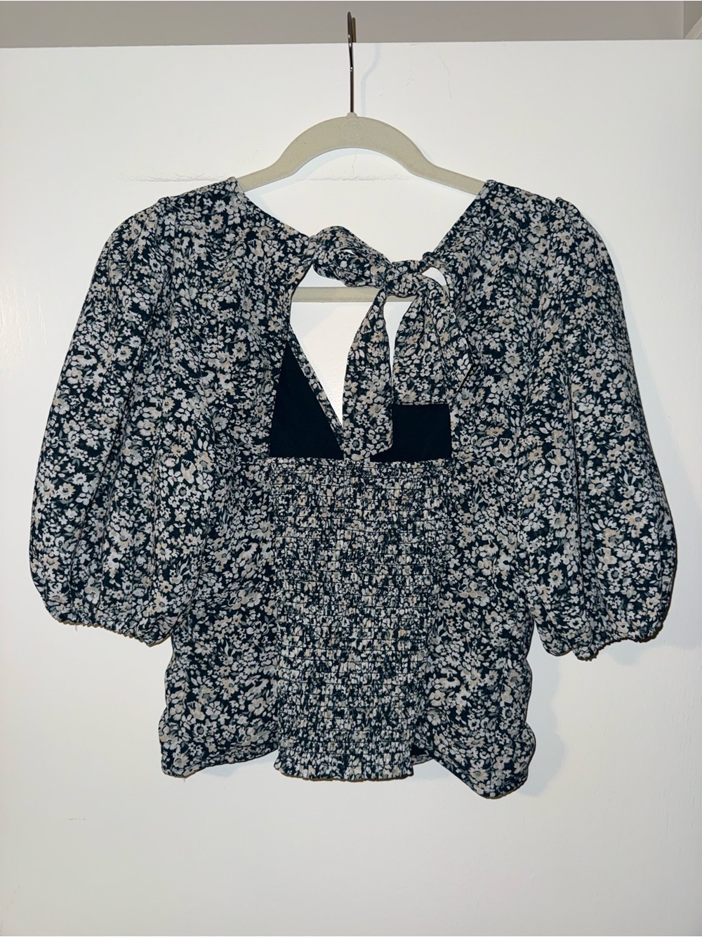 Abercrombie Floral Puff-Sleeve Blouse - Picture 3 of 3